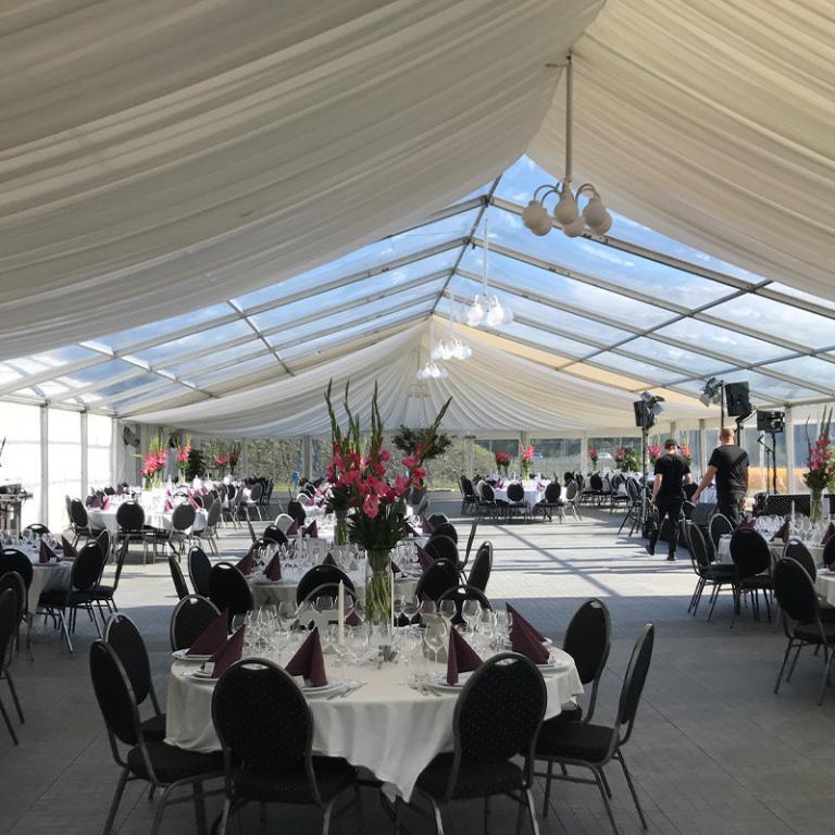 Lej Gulv Til Festtelt Hos VIP Teltudlejning I Ringsted lej-gulv-til-festtelt-hos-vip-teltudlejning-i-ringsted