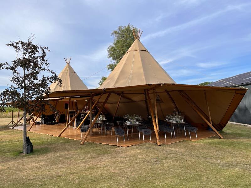 Lej tipi telt til fest