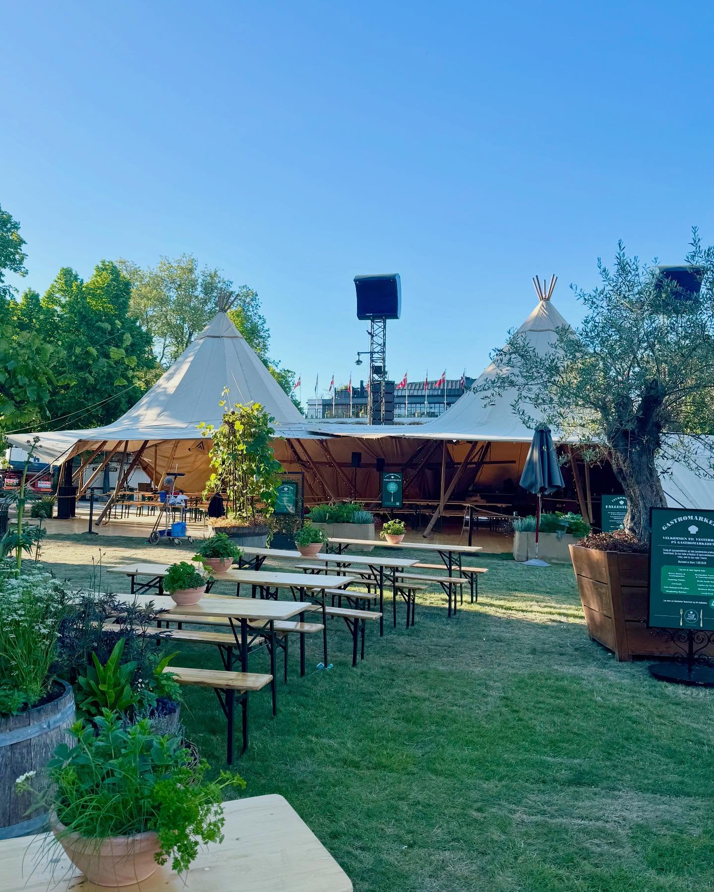 Lej tipi telt hos vip teltudlejning