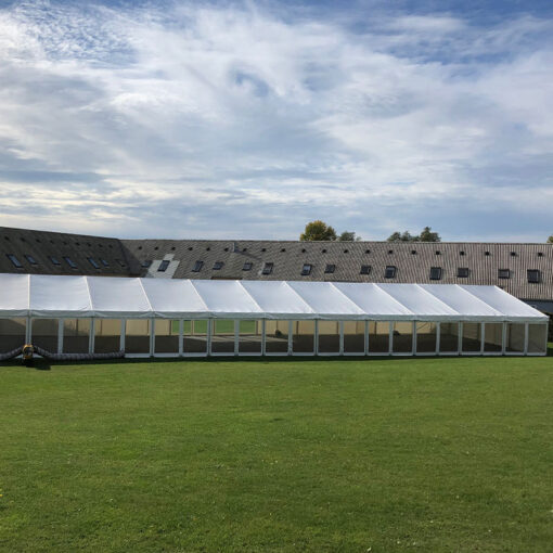 Lej festtelt 12 meter i bredden VIP Teltudlejning