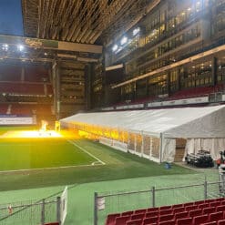 Lej festtelt 15 meter i bredden VIP Teltudlejning